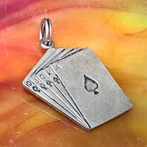 WELLS Charm 925 Silver Playing Cards Pendant Vintage Casino Gambling Flush 5505